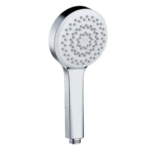 Handbrause aus verchromtem Material mit runder Kopfplatte und mehreren Wasserstrahlöffnungen, hergestellt von Kludi. Ideal für die Verwendung in Duschbereichen.